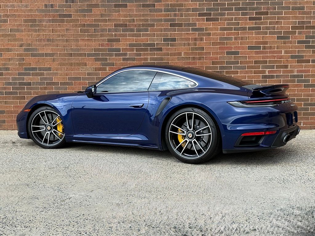 2022 Porsche 911 Turbo S - Photo 3