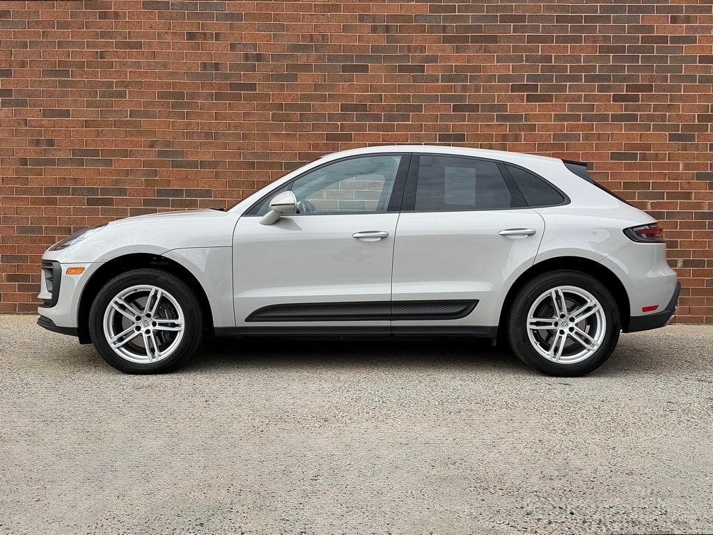 Certified 2024 Porsche Macan SUV
