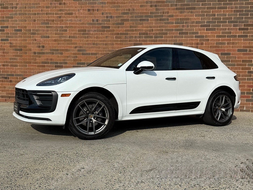 2024 Porsche Macan Base
