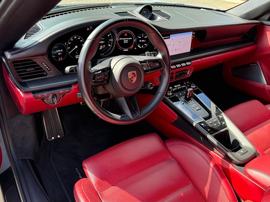 2023 Porsche 911 photo 4