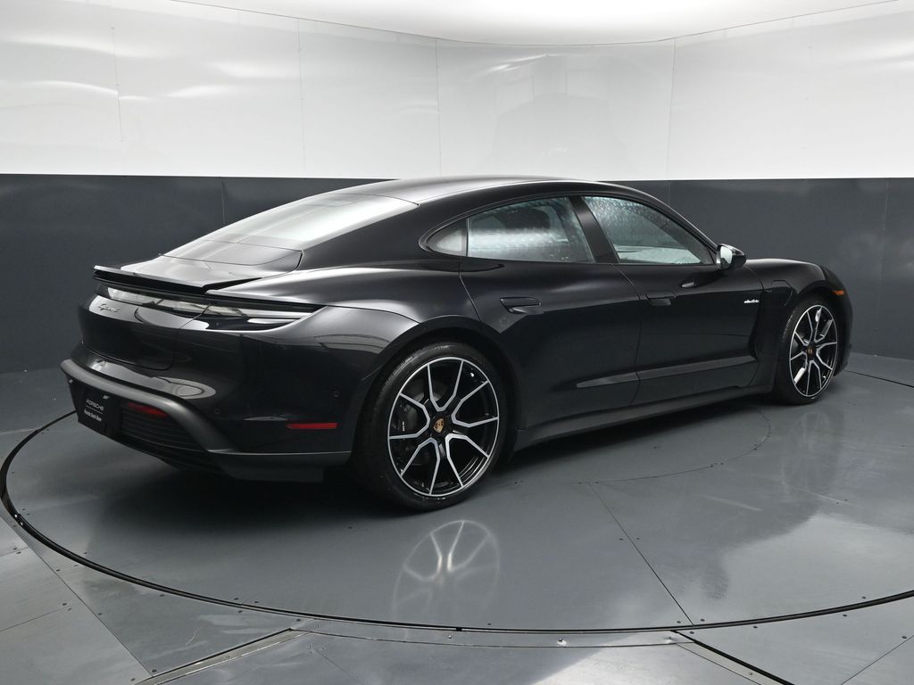 2025 Porsche Taycan Base - Photo 12