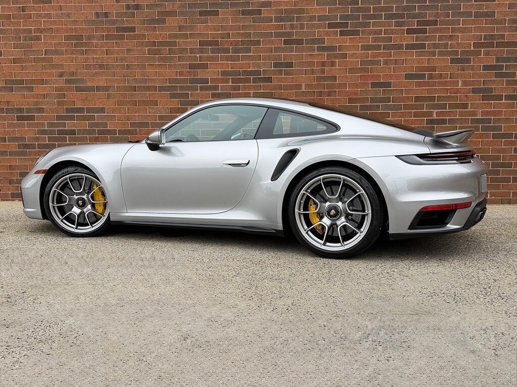 2025 Porsche 911 Turbo S photo 3