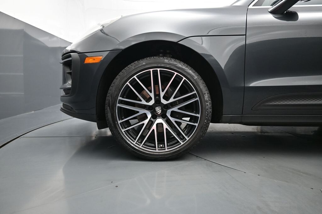 Used 2025 Porsche Macan SUV