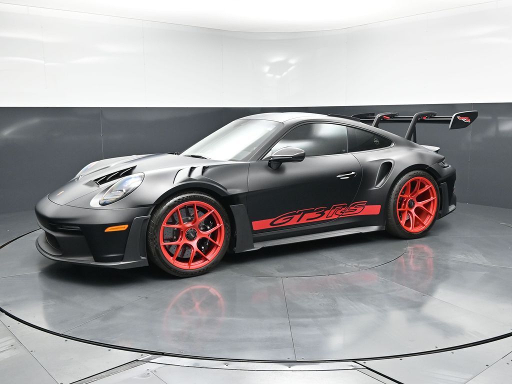 2025 Porsche 911 GT3 RS's photo