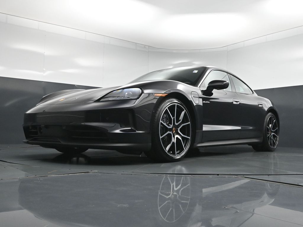 2025 Porsche Taycan Base - Photo 24