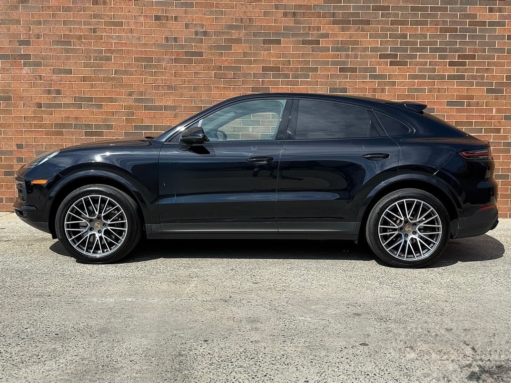 Certified 2022 Porsche Cayenne Coup Platinum Edition with VIN WP1BA2AY2NDA49074 for sale in Freeport, NY