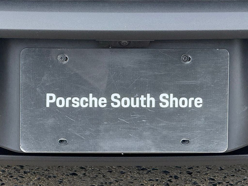 2024 Porsche Taycan Base - Photo 27