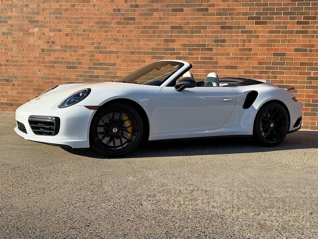 2019 Porsche 911 Turbo S