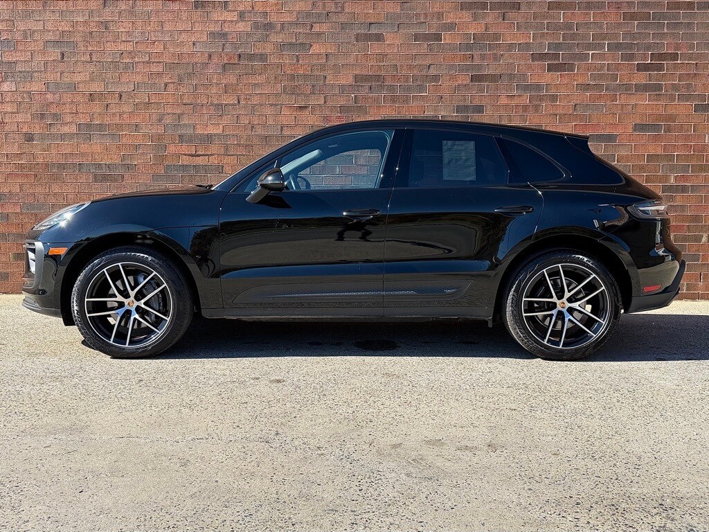 Certified 2023 Porsche Macan  SUV