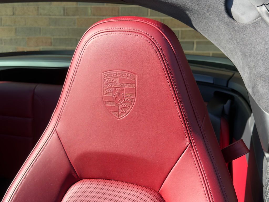 2021 Porsche 911 S - Photo 19