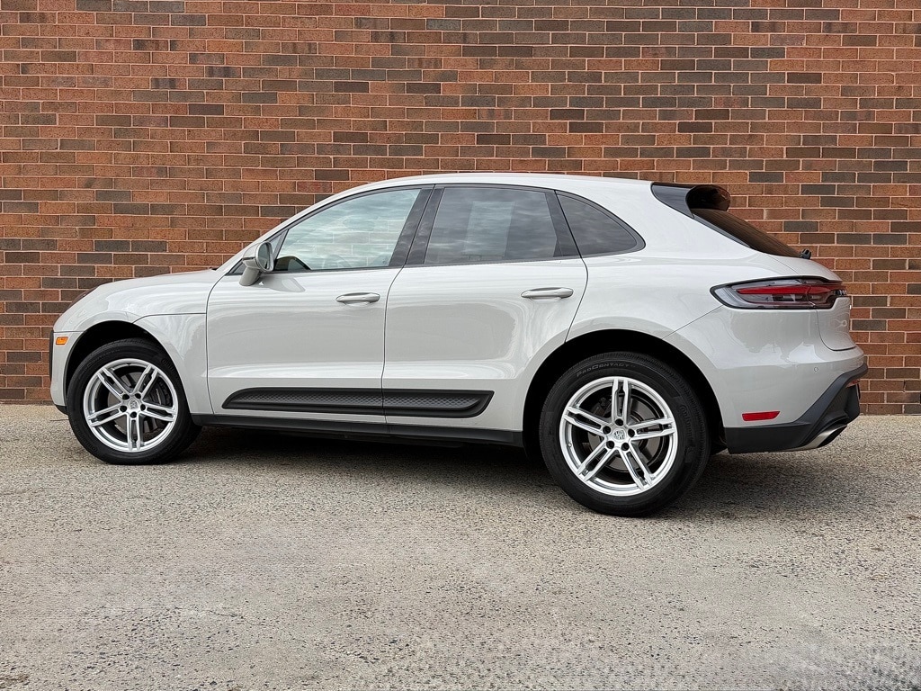 Certified 2024 Porsche Macan SUV