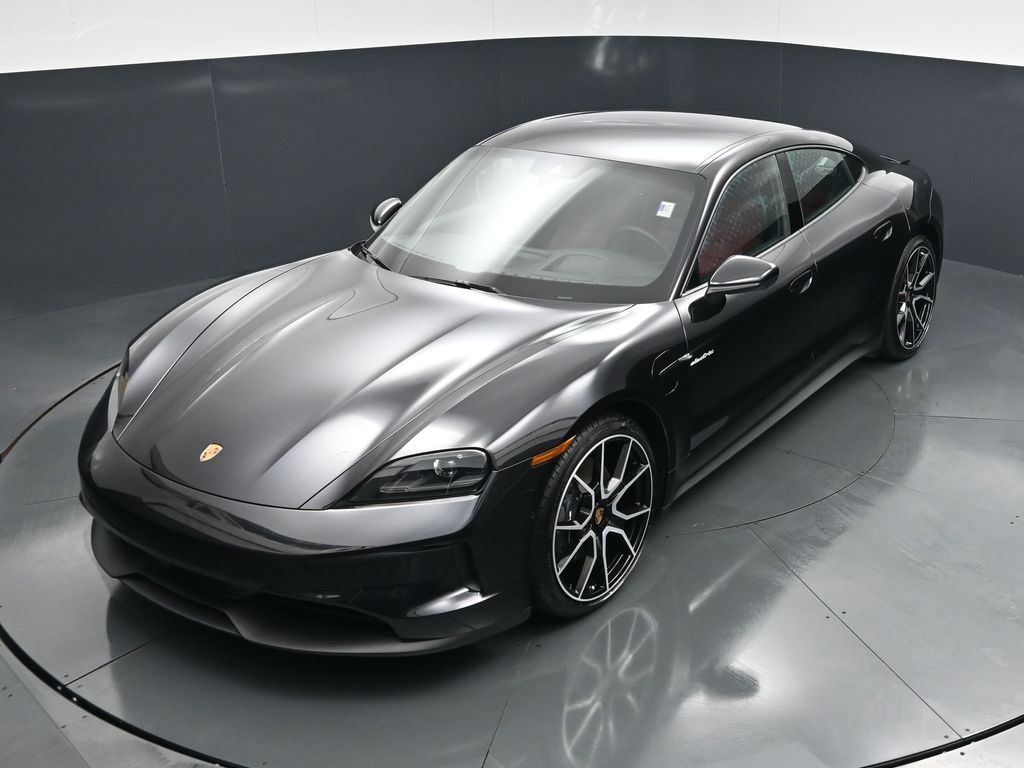 2025 Porsche Taycan Base - Photo 16