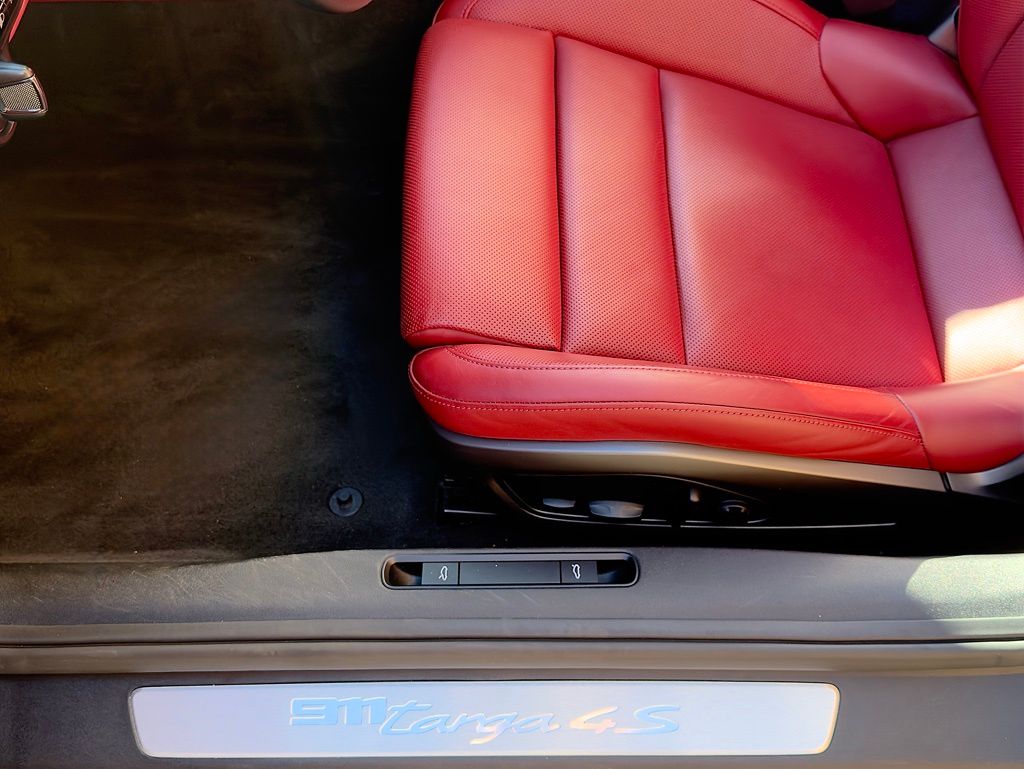 2021 Porsche 911 S - Photo 18