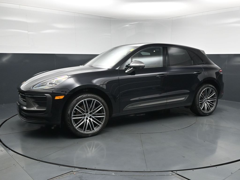 Used 2025 Porsche Macan SUV