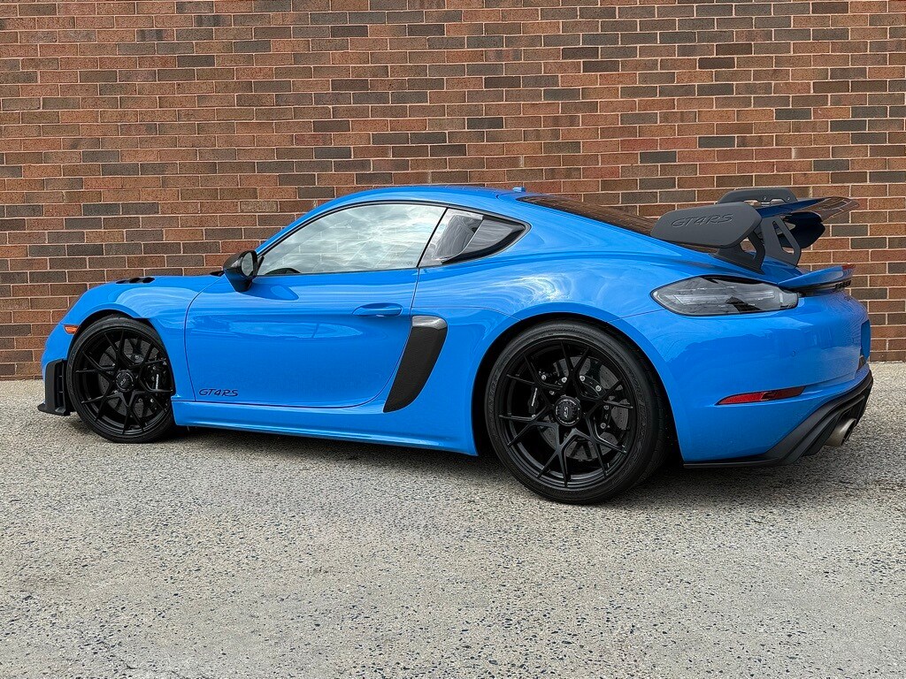 2024 Porsche Cayman GT4 RS photo 3