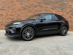 2025 Porsche Macan Electric Turbo SUV