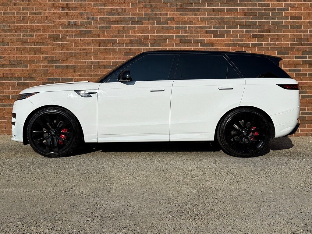 2024 Land Rover Range Rover Sport P400 Dynamic SE photo 2