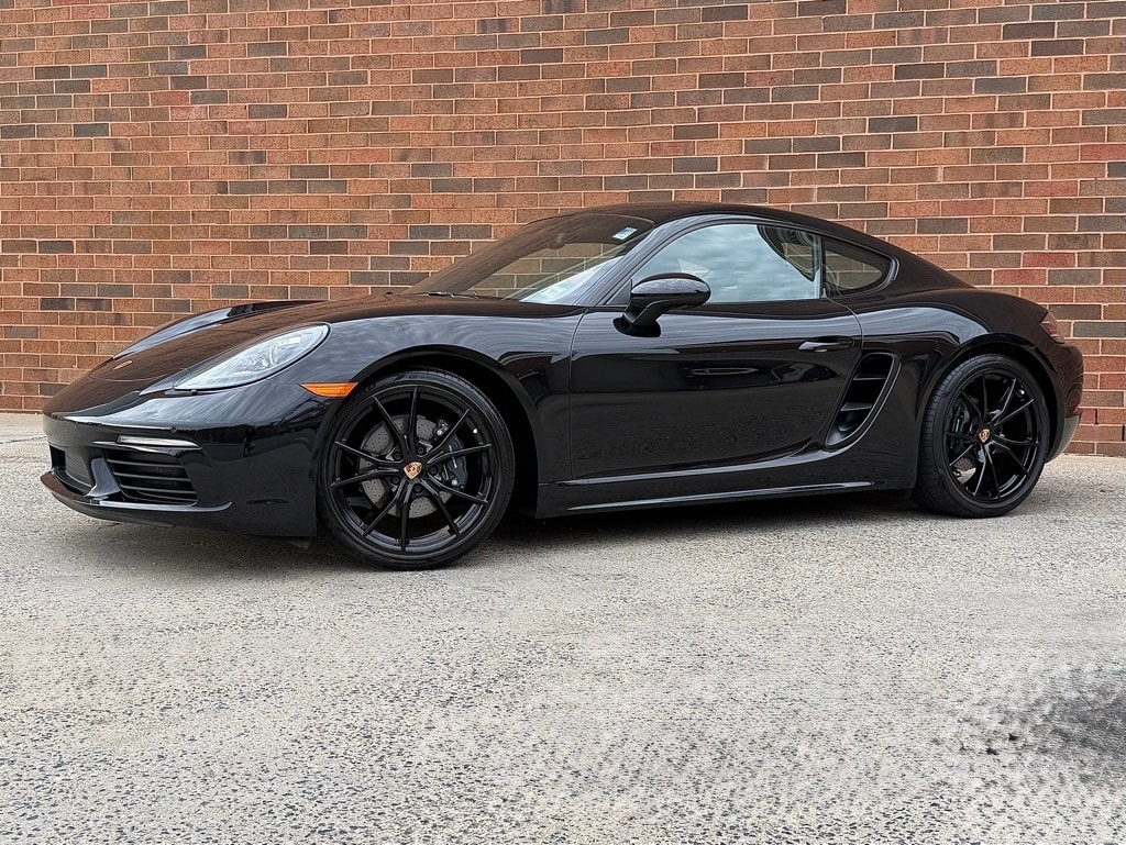 2025 Porsche 718 Base