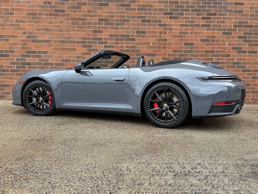 2026 Porsche 911 4S photo 3