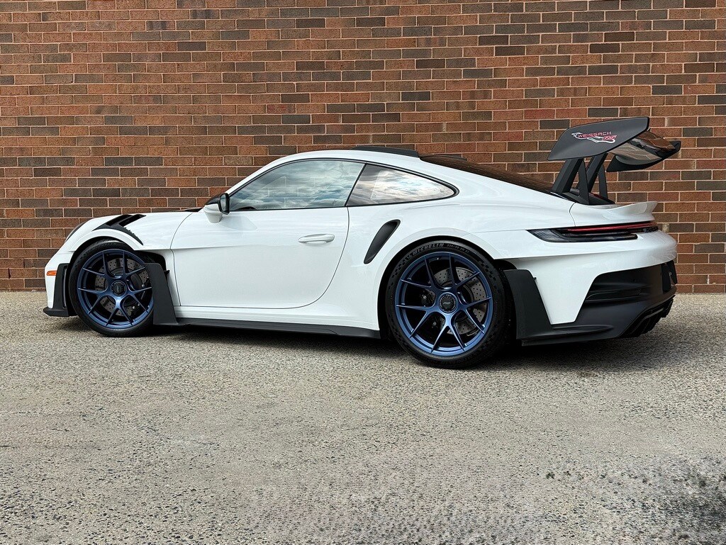 2023 Porsche 911 GT3 RS photo 3