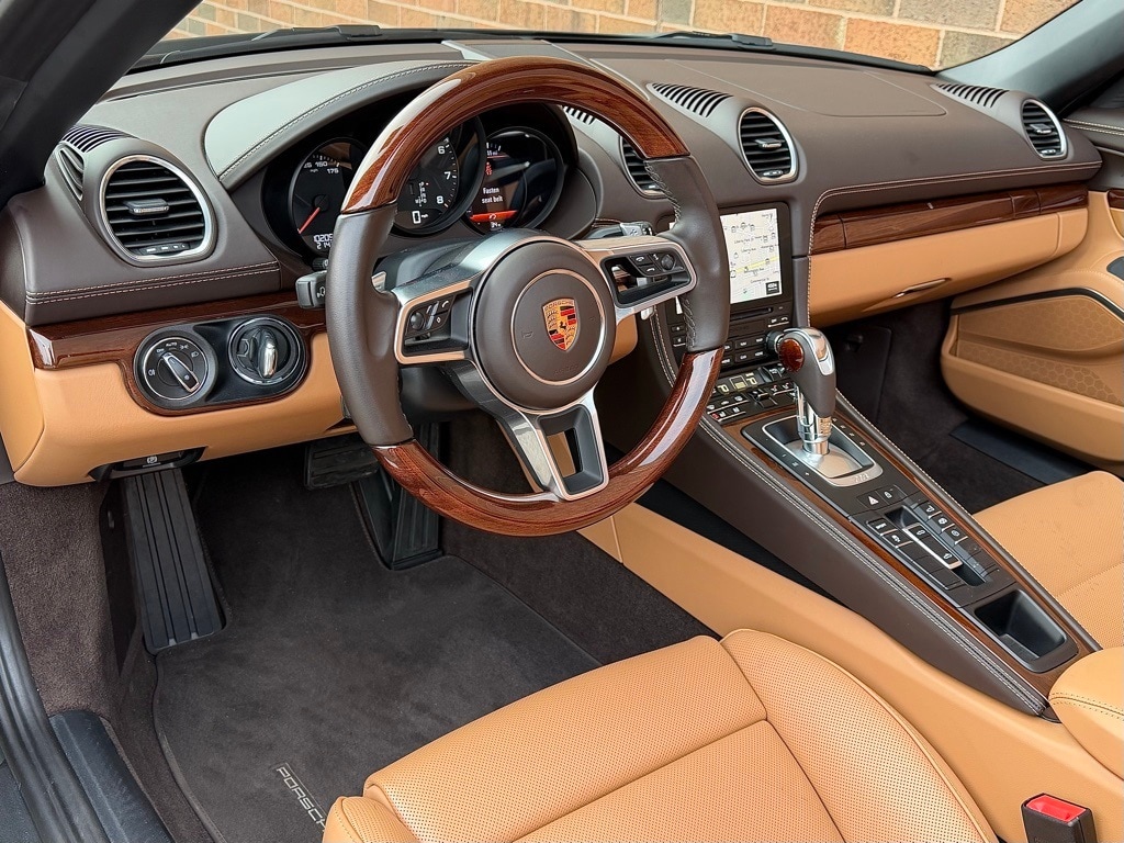 Used 2022 Porsche 718 Boxster Cabriolet