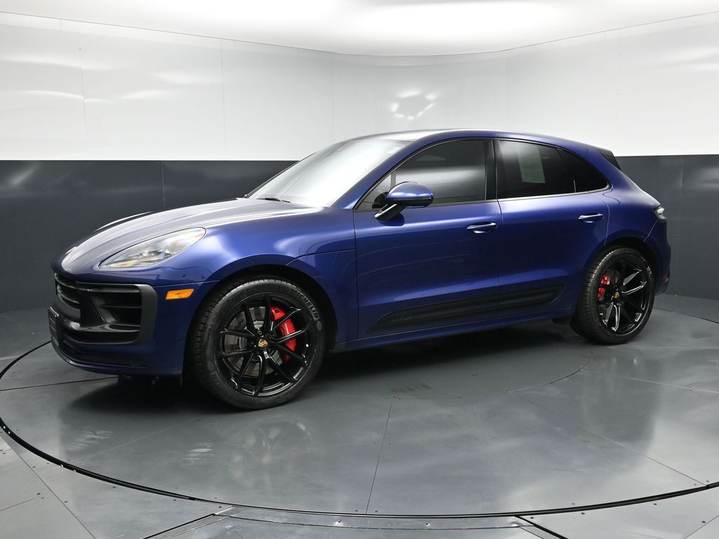 2022 Porsche Macan GTS's photo