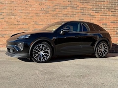 2026 Porsche Macan Electric 4 SUV