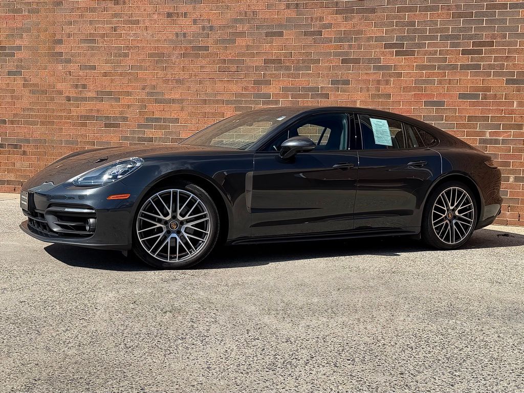 2023 Porsche Panamera Platinum Edition