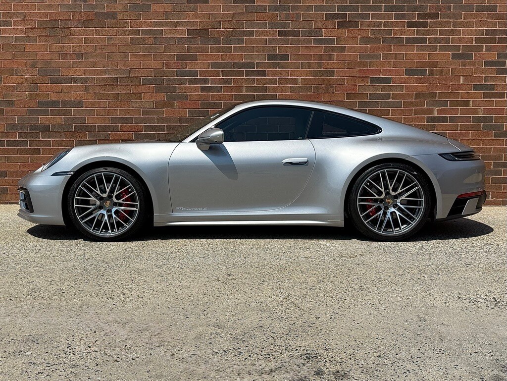 2023 Porsche 911 S photo 2