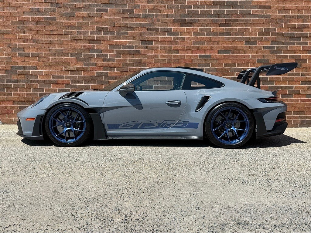 2024 Porsche 911 GT3 RS photo 2