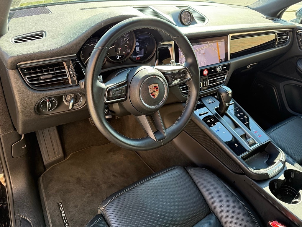 Certified 2022 Porsche Macan SUV