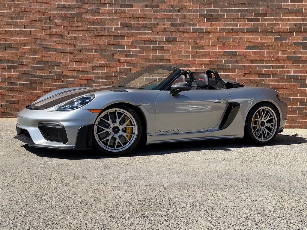 2024 Porsche 718 Spyder RS