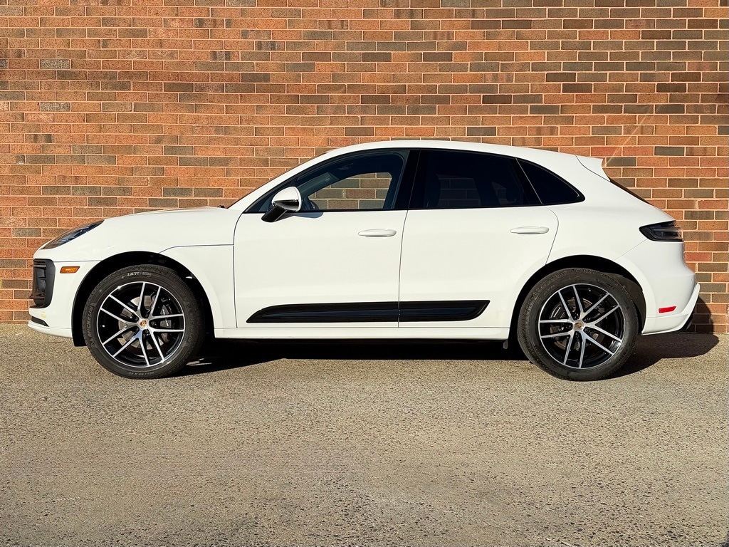 Certified 2025 Porsche Macan  SUV
