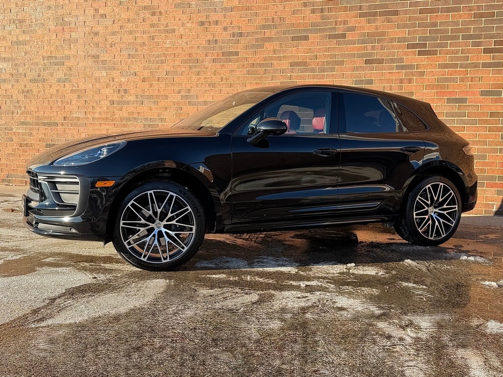 Used 2025 Porsche Macan SUV