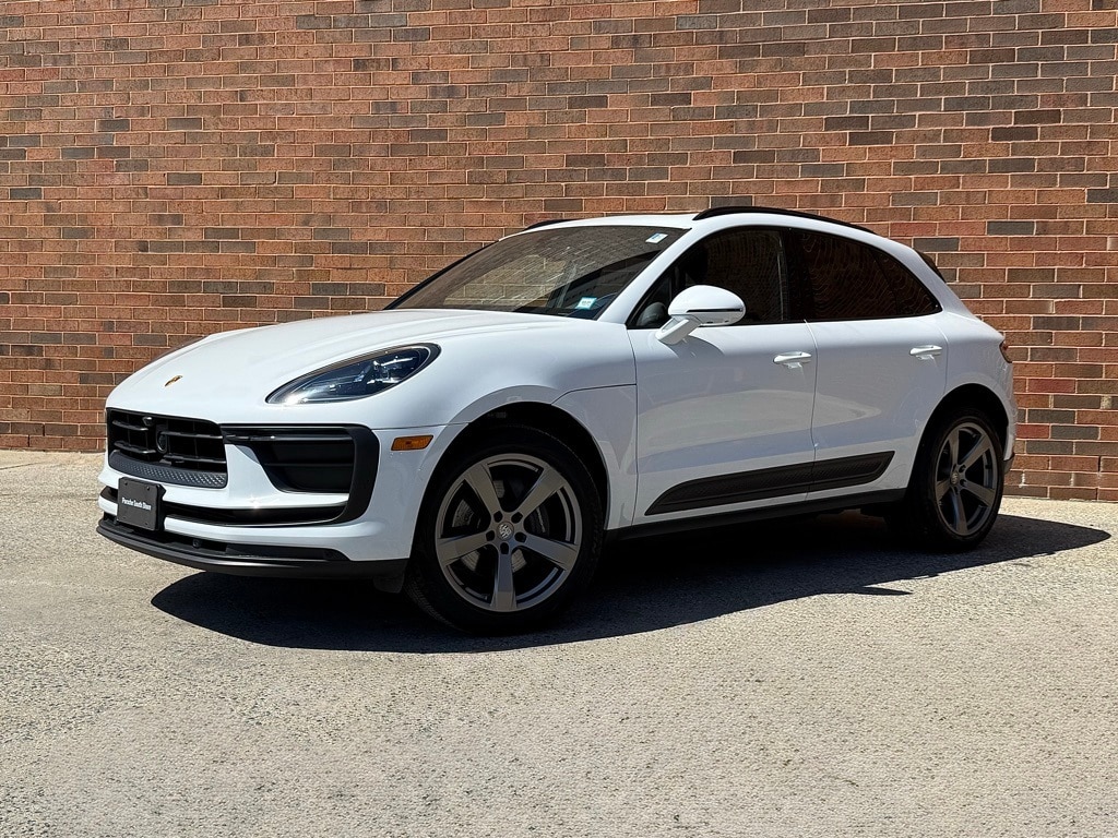 2024 Porsche Macan Base