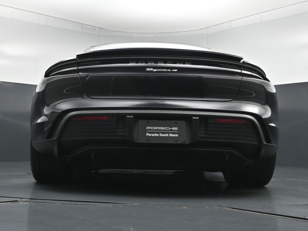 2025 Porsche Taycan Base - Photo 27