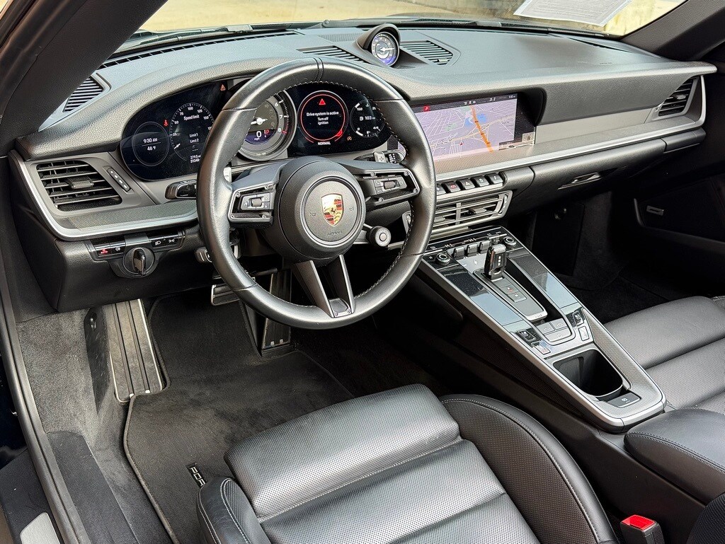 2021 Porsche 911 4S Cabriolet photo 3