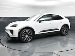 2026 Porsche Macan Electric 4 SUV