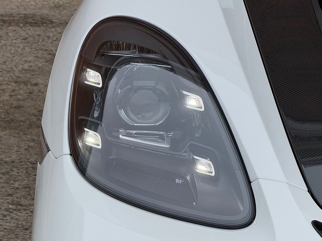 2024 Porsche 718 Spyder RS - Photo 12