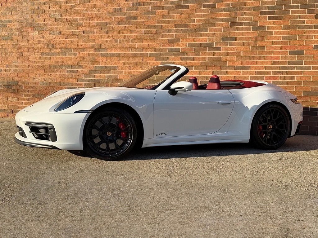 2023 Porsche 911 GTS's photo