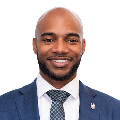 Staff member Alexander Bowen from d1283636b04c