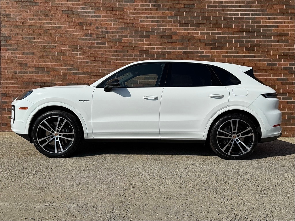 New 2026 Porsche Cayenne E-Hybrid  SUV