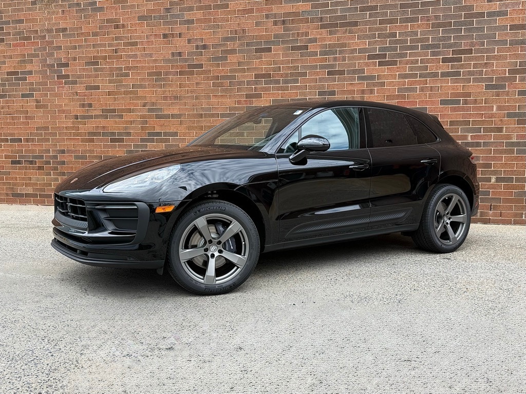 2025 Porsche Macan