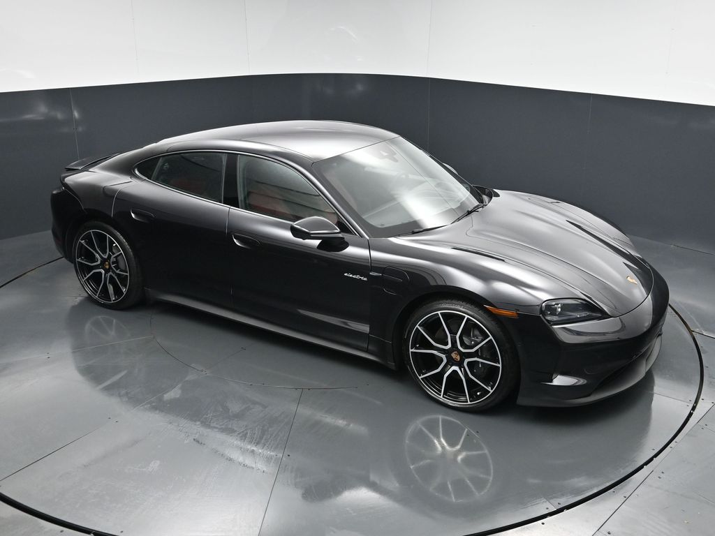 2025 Porsche Taycan Base - Photo 22
