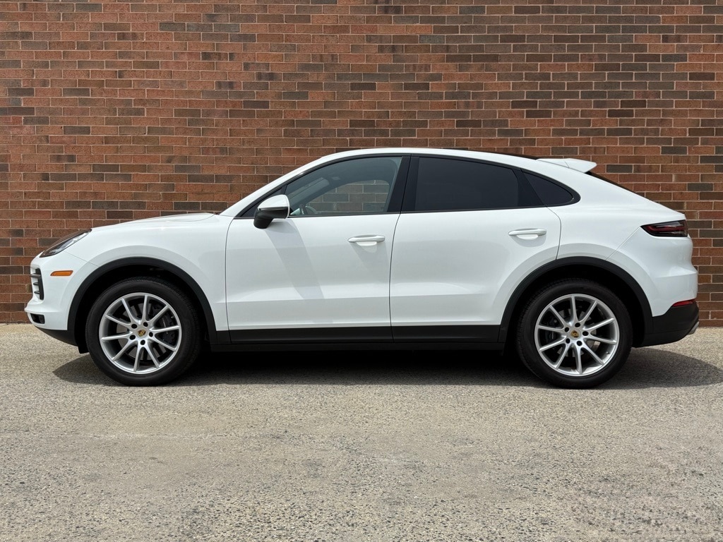Used 2022 Porsche Cayenne Coup Platinum Edition with VIN WP1BA2AYXNDA48190 for sale in Freeport, NY