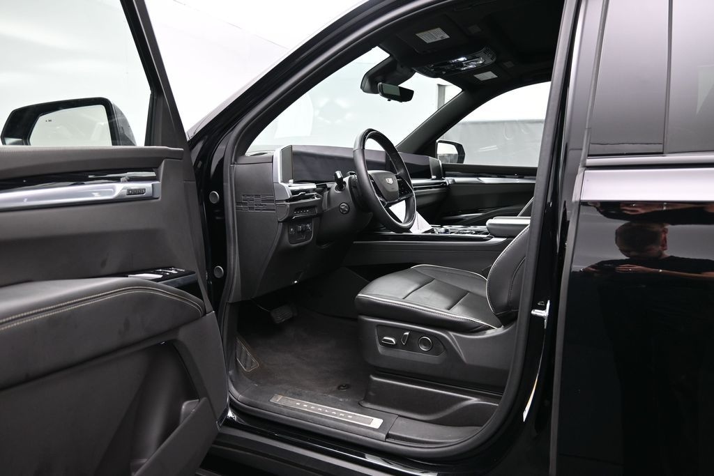 Used 2025 CADILLAC Escalade Sport SUV