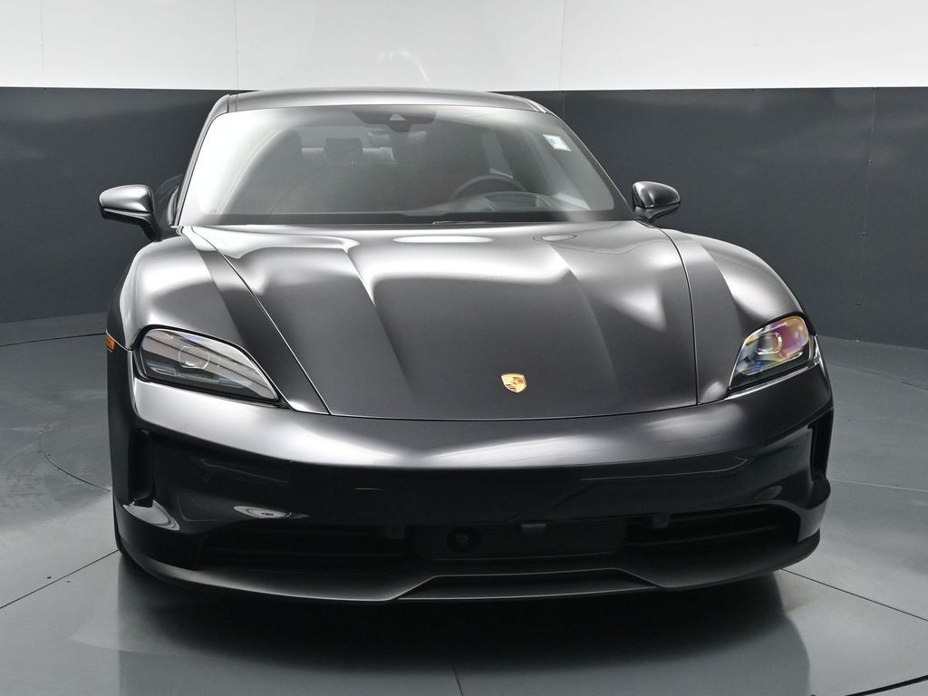 2025 Porsche Taycan Base - Photo 15