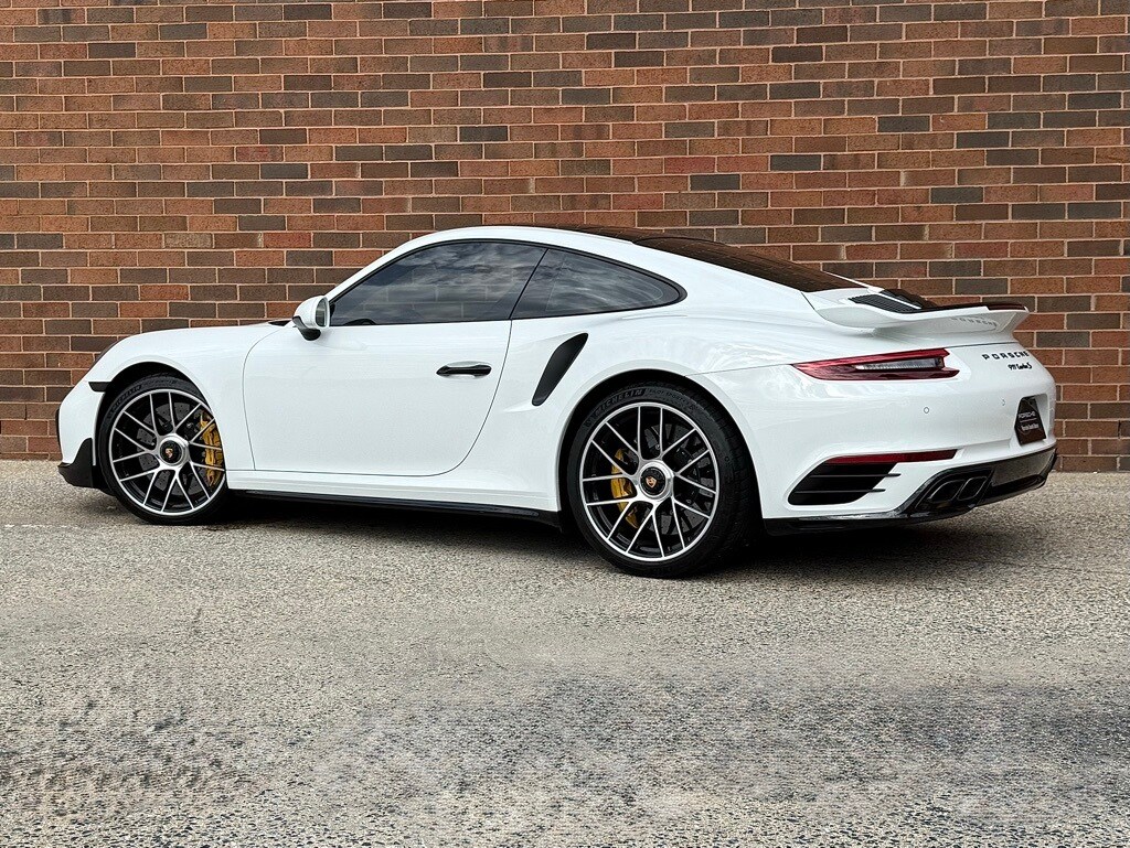 2019 Porsche 911 Turbo S photo 3