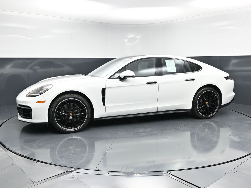2023 Porsche Panamera Platinum Edition
