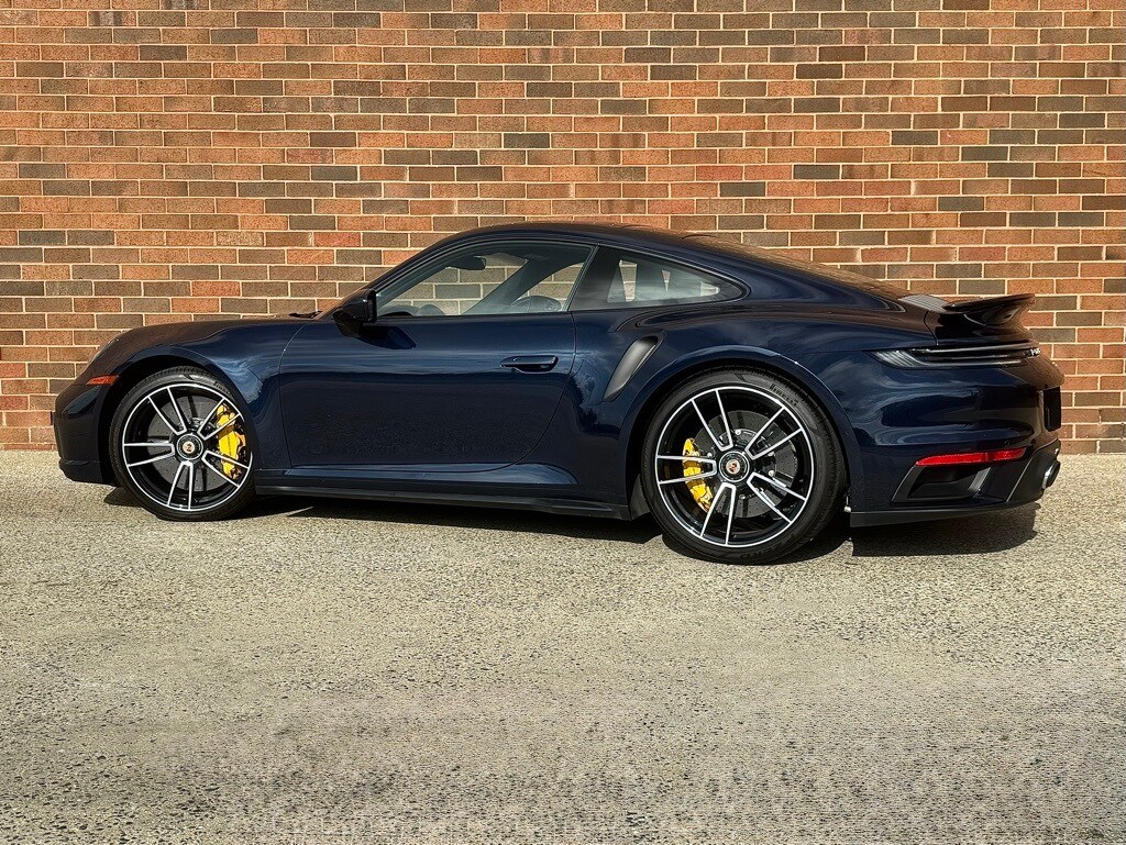 2021 Porsche 911 Turbo S photo 3